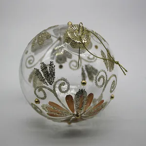 This product adds a touch of elegance to your Christmas tree decorations.