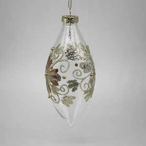 This product features a floral pattern intricately drawn with gold glitter, adding a touch of sparkle and sophistication.