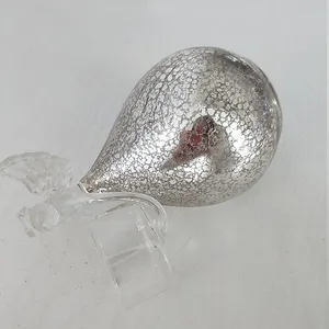 The product is printed with a beautiful pattern, which is a special decoration for weddings and home furnishings.