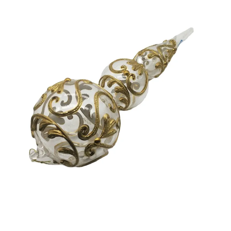 This product is a clear glass Christmas tree topper ornament with a gold pattern. It is perfect for adding a touch of elegance to your holiday decor.